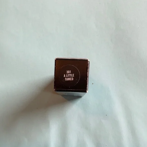 MAC Powder Kiss Lipstick in A Little Tamed, NIB - Picture 3 of 9